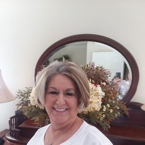 Meet your Posher, Carolyn